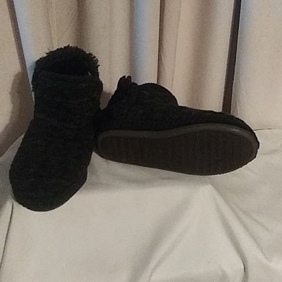 Booties - Picture 3 of 4